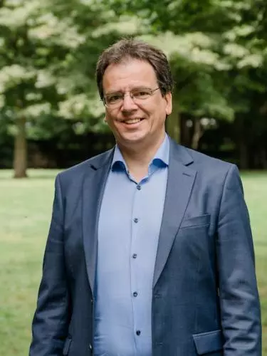 zachhuber profile