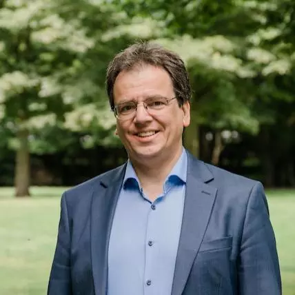 zachhuber profile